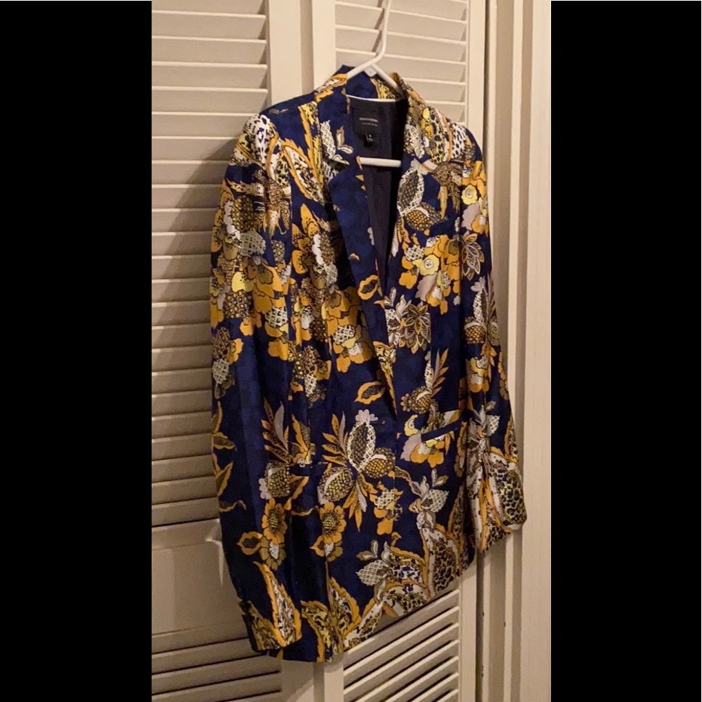 NWOT Banana Republic Limited Edition Blaker sz 6